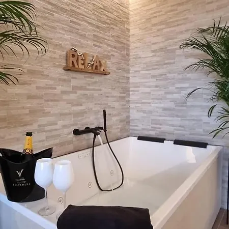 Joy - Luxury Apartment *
